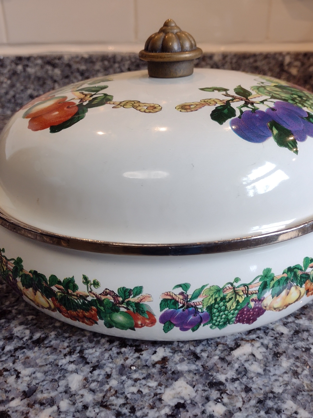 Vintage Tabletops Unlimited Kensington Garden Vitroceramic